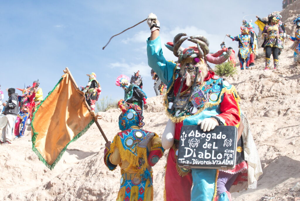 Carnaval en Jujuy: el desentierro del diablo y otras tradicionas increíbles