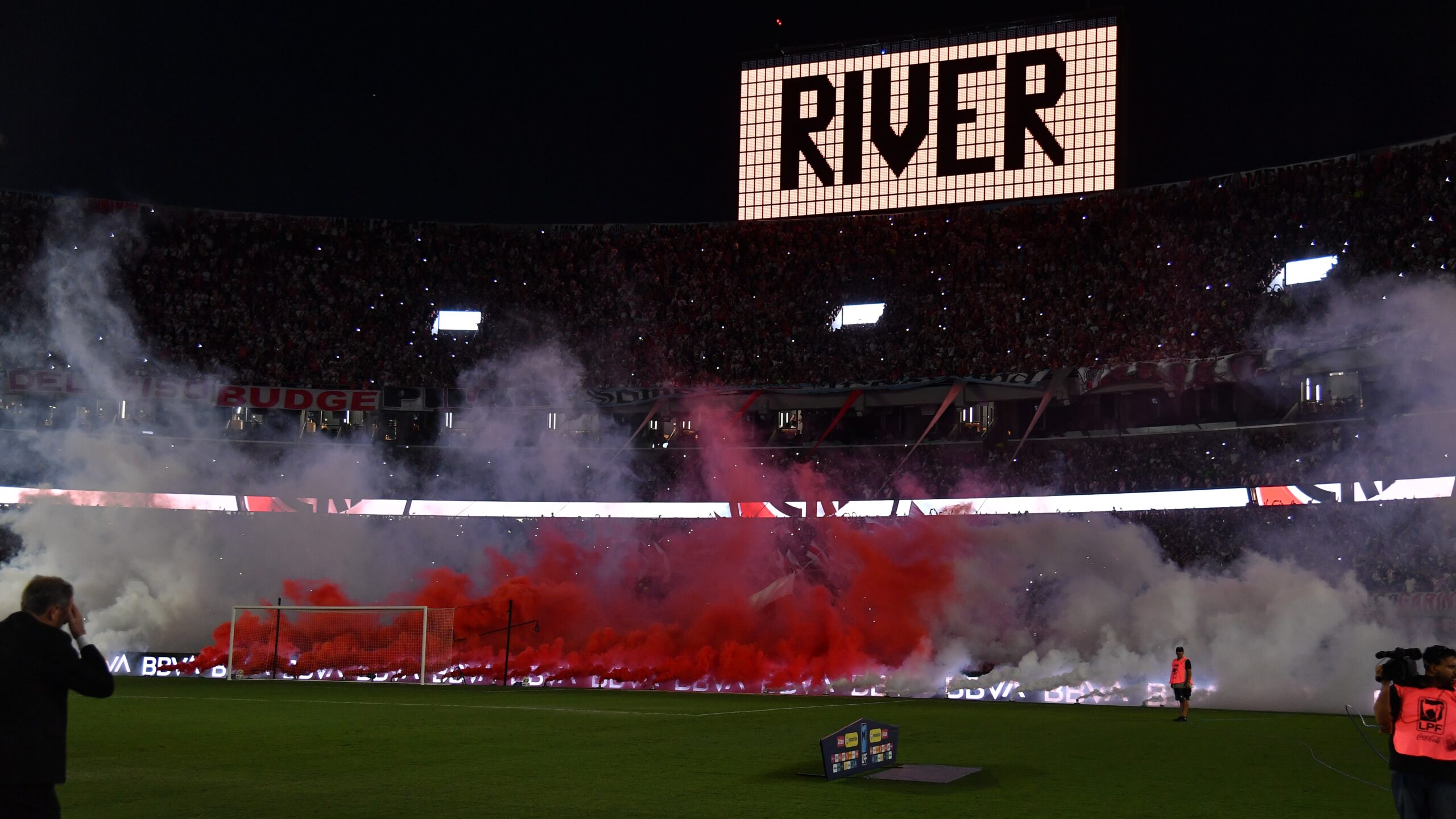 Estadio Más Monumental para partidos del River Plate