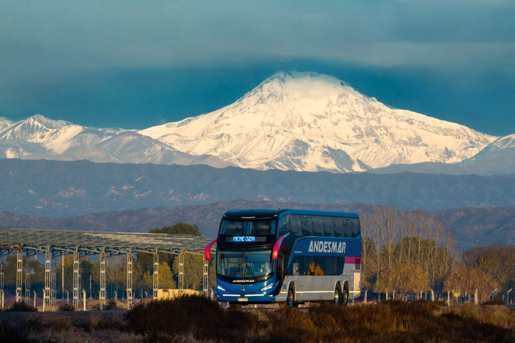 Andesmar te lleva para que disfrutes tus vacaciones en Las Leñas